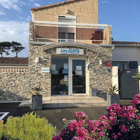 Hotel Residence Les Flots サン・パレ・シュル・メール エクステリア 写真