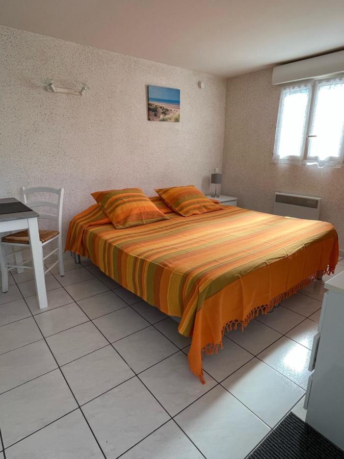 Hotel Residence Les Flots サン・パレ・シュル・メール エクステリア 写真