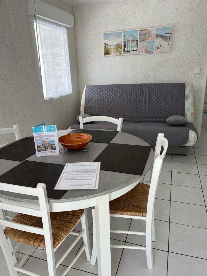 Hotel Residence Les Flots サン・パレ・シュル・メール エクステリア 写真